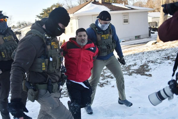 Trump Intensifica las deportaciones, las redadas de ICE alcanzan cifras hist&oacute;ricas